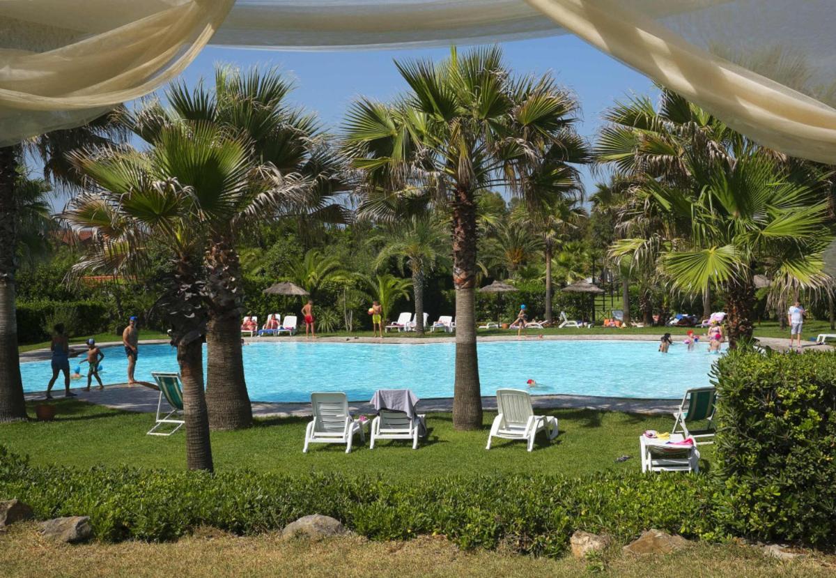 Hotel Stella Maris Casal Velino Bagian luar foto