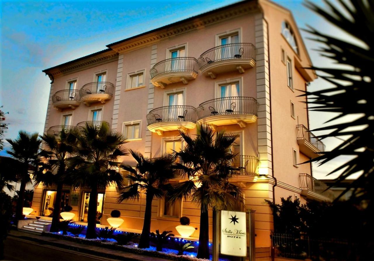 Hotel Stella Maris Casal Velino Bagian luar foto