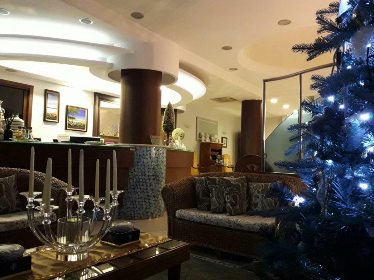 Hotel Stella Maris Casal Velino Bagian luar foto