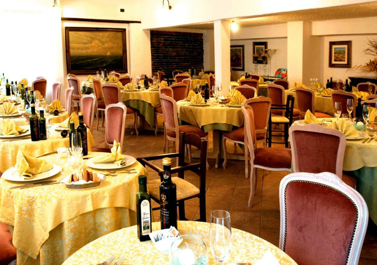 Hotel Stella Maris Casal Velino Bagian luar foto